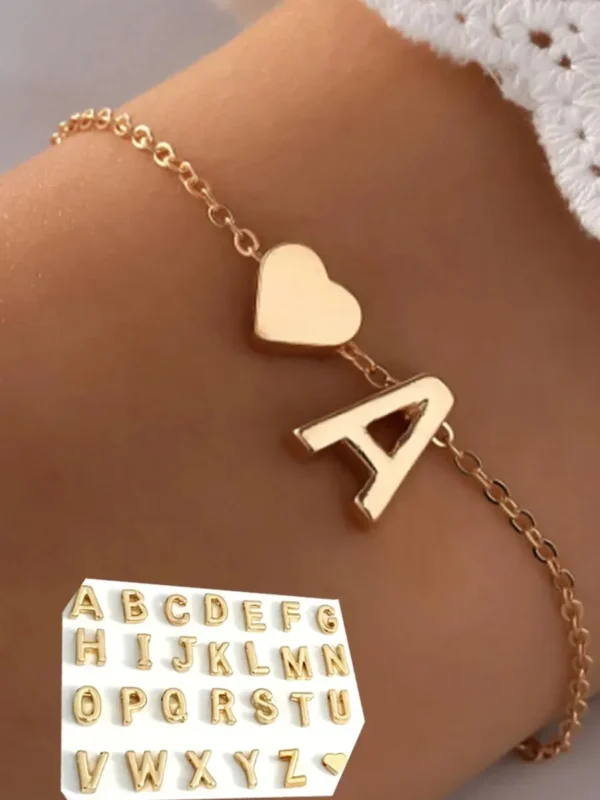 26 Letter Heart Pendant Bracelet