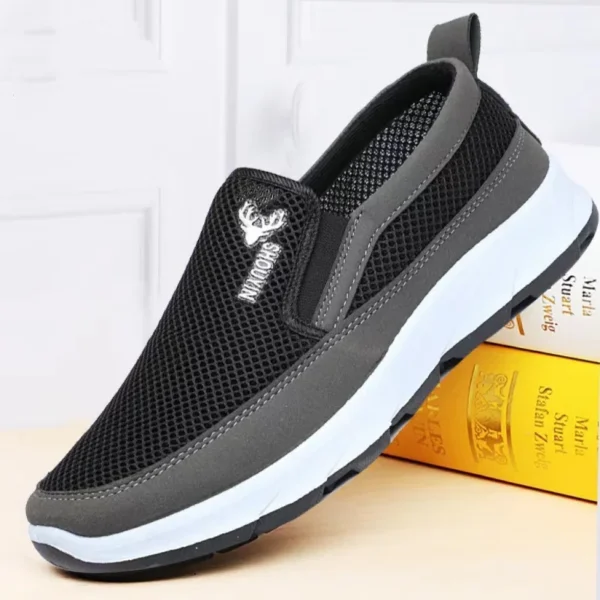 Breathable Canvas Tennis Shoes for Men